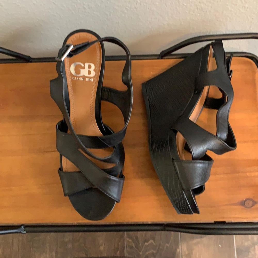 Gianni Bini wedges